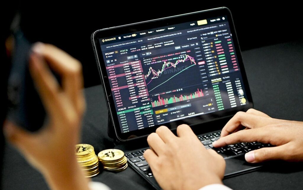 crypto news alerts for day trading strategies