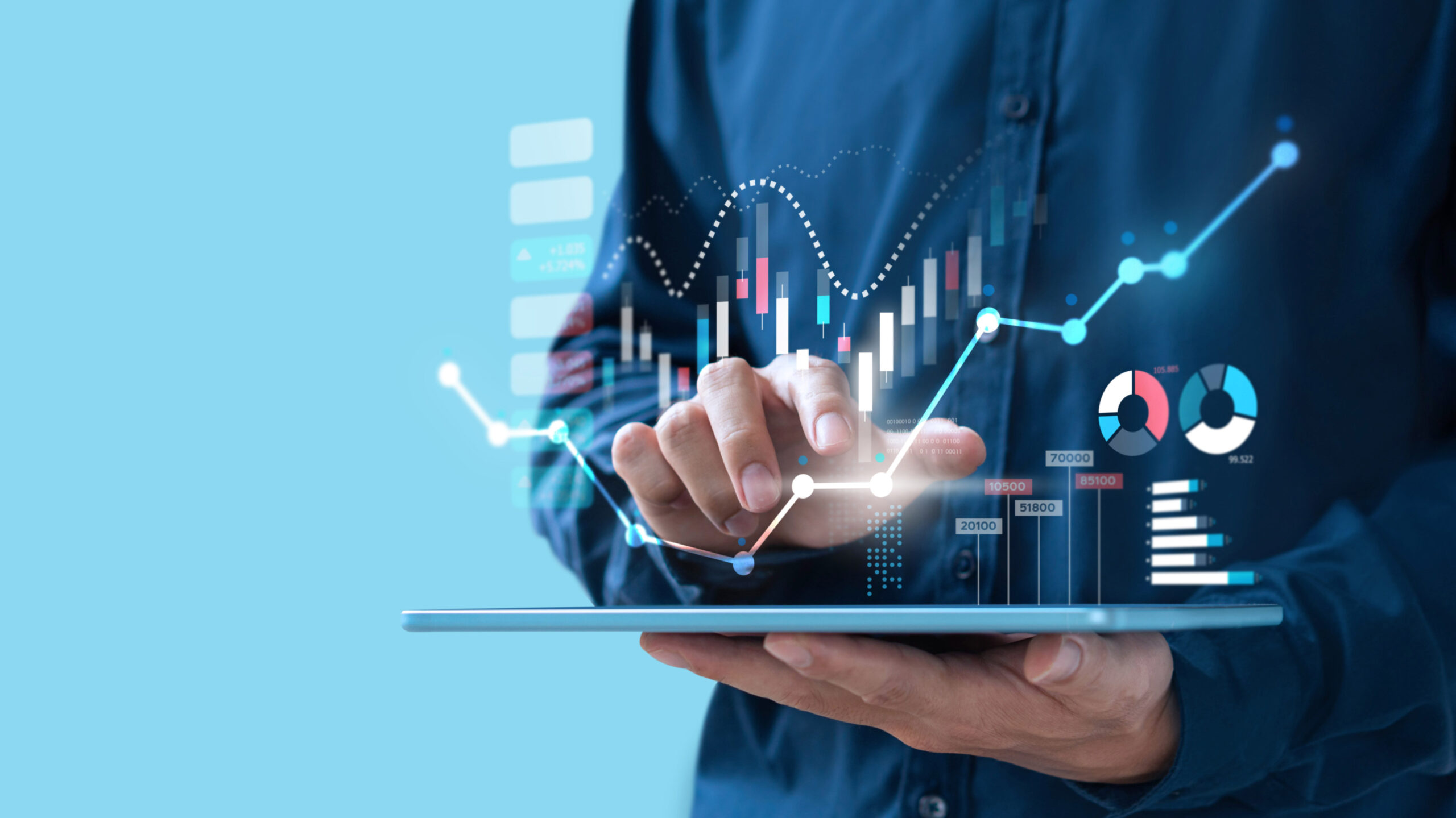 Implementation Strategies for Enterprise Blockchain Analytics